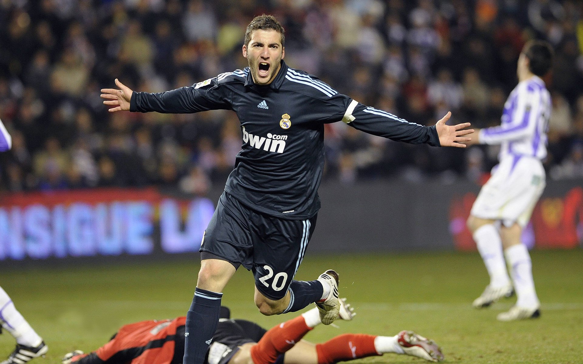 史上最激烈“冠军争夺战”精彩纷呈！，冠军之争